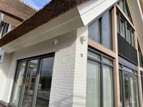 beveiligingscamera aan woning